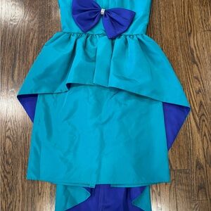 Elegant Blue and Teal Dress with Bow